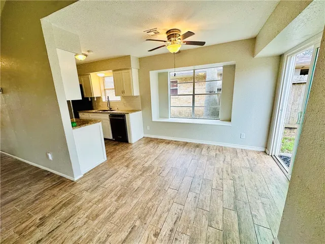 $1,700 | 2801 Erie Drive, Corpus Christi, TX 78414