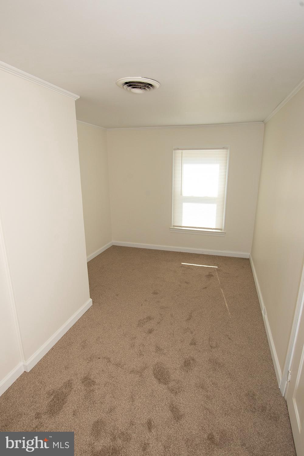 34463 Rider Road Delmar, DE 19940 - Photo 37 of 47 an empty room with a window