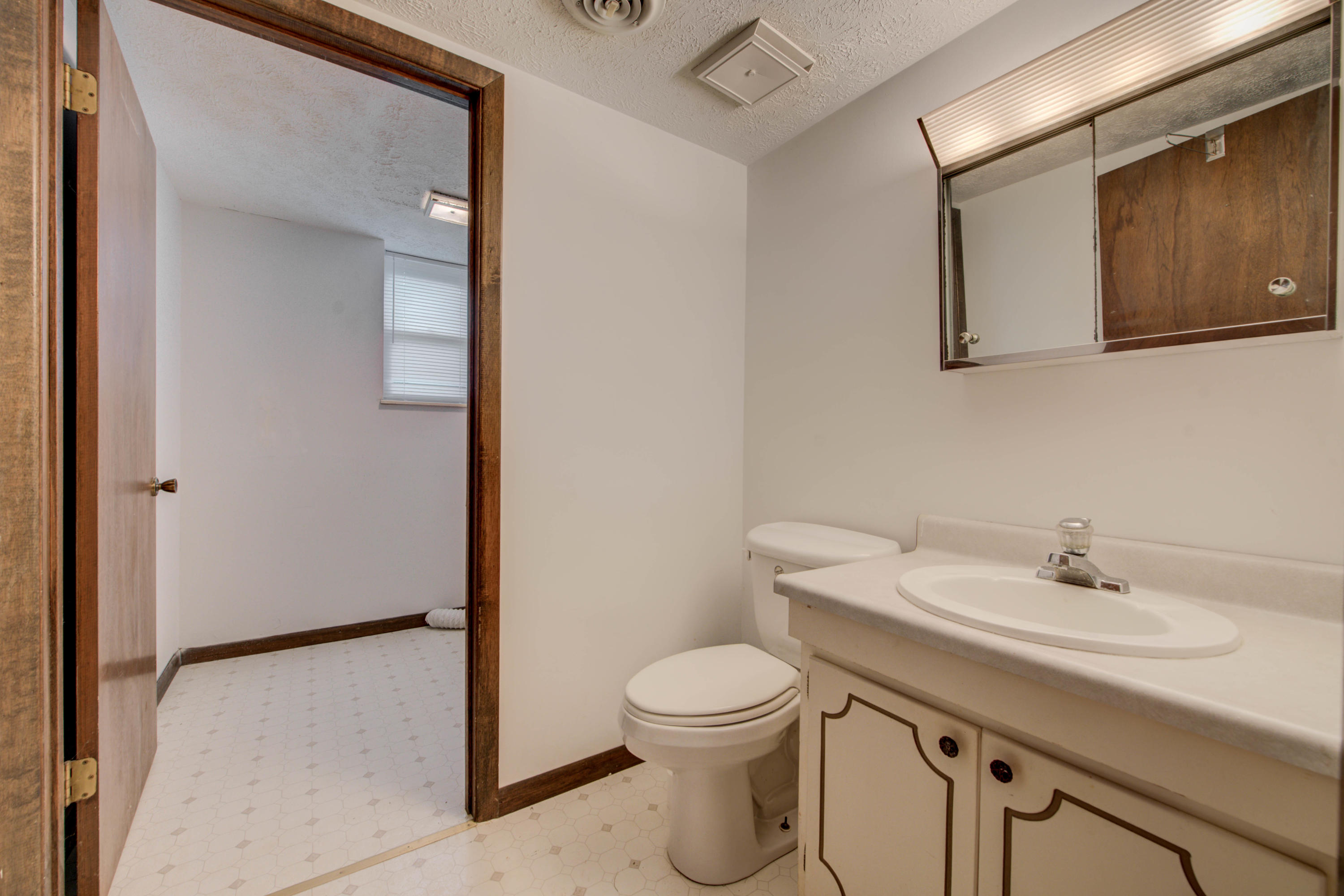 7621 Cedarcrest Road Knoxville, TN 37938 - Photo 27 of 31 26