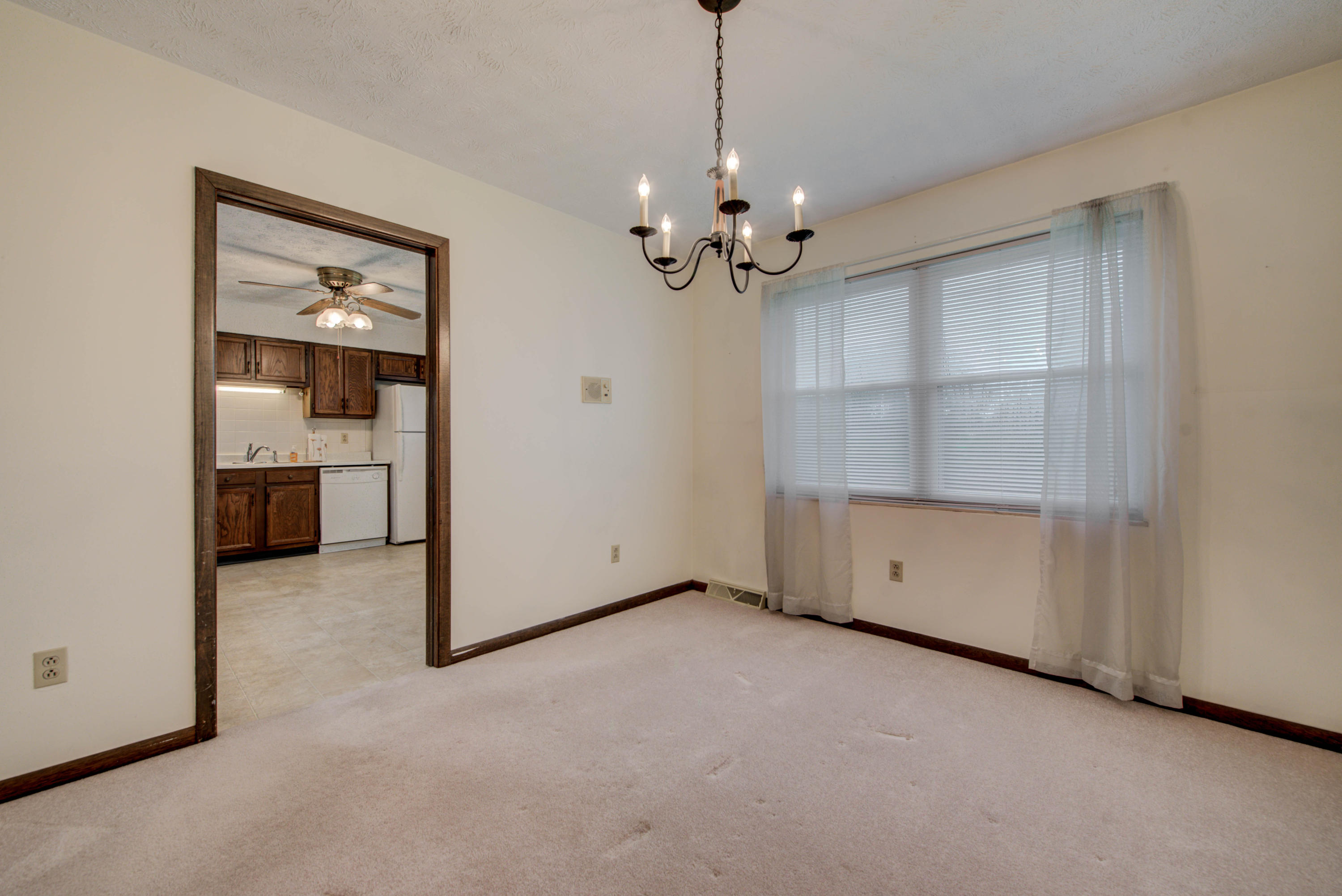 7621 Cedarcrest Road Knoxville, TN 37938 - Photo 6 of 31 5