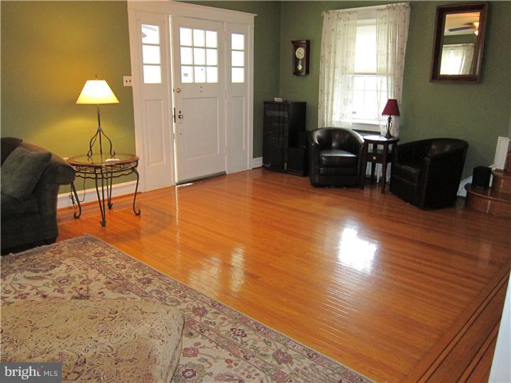 113 Kent Road Springfield, PA 19064 - Photo 8 of 18