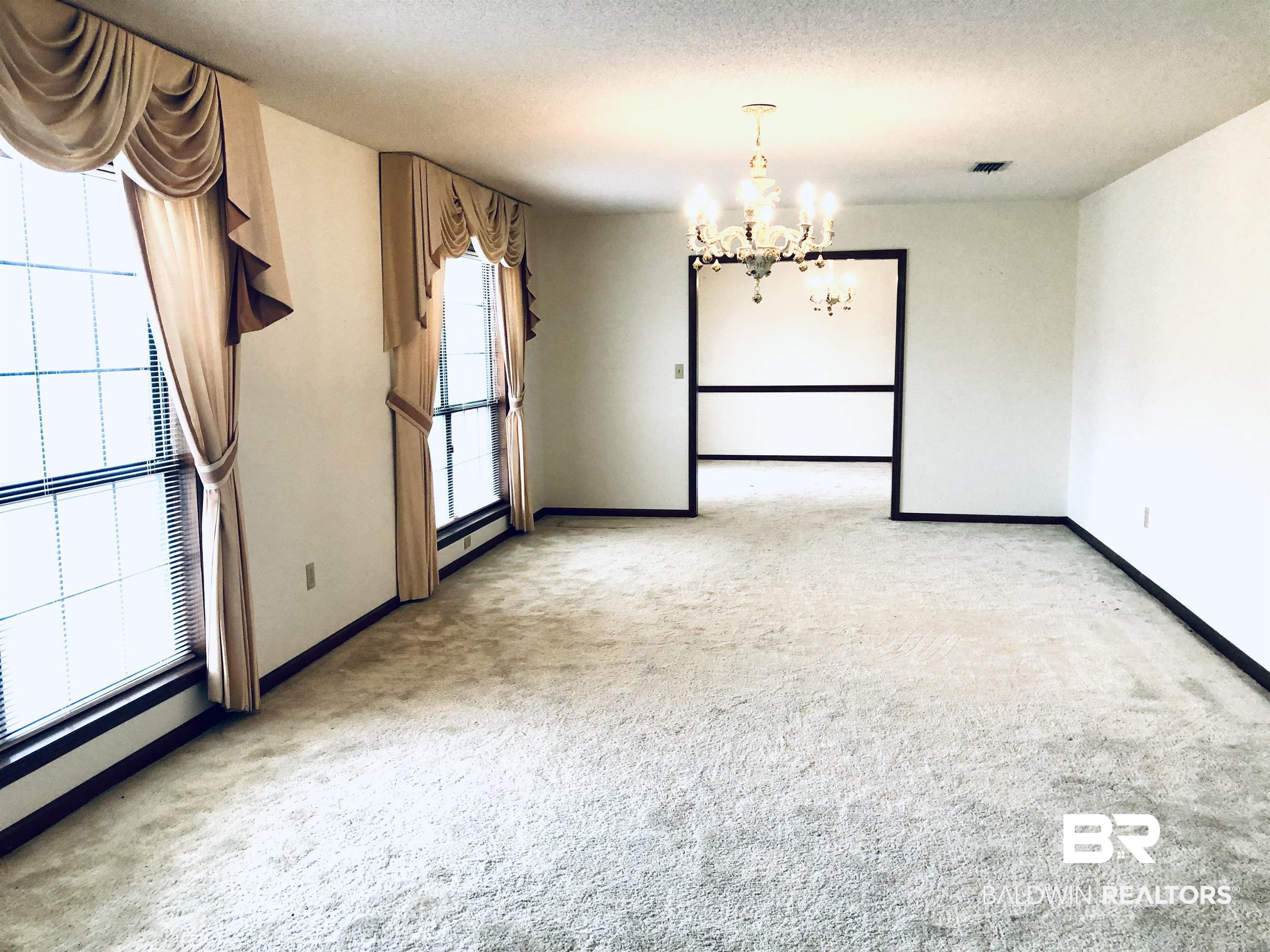 722 Horseshoe Road Brewton, AL 36426 - Photo 4 of 36 Living Room