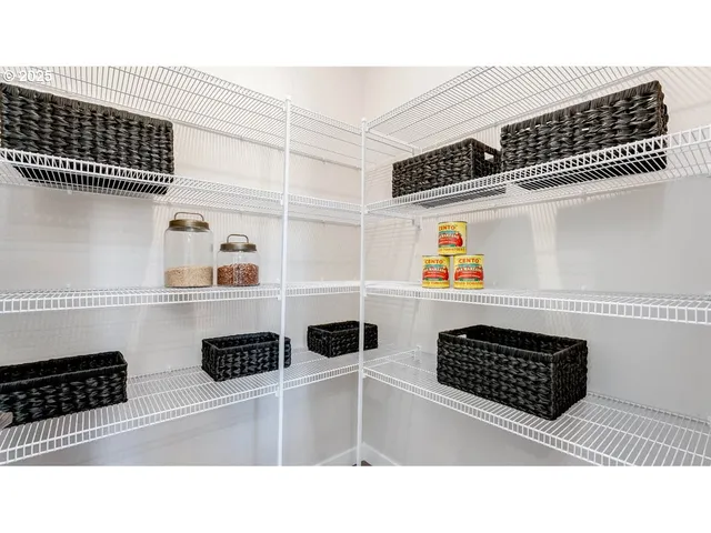 $674,995 | 9371 Southeast Crystal Rose Street, Happy Valley, OR 97086