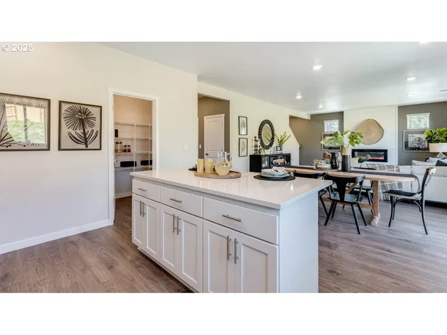 $674,995 | 9371 Southeast Crystal Rose Street, Happy Valley, OR 97086