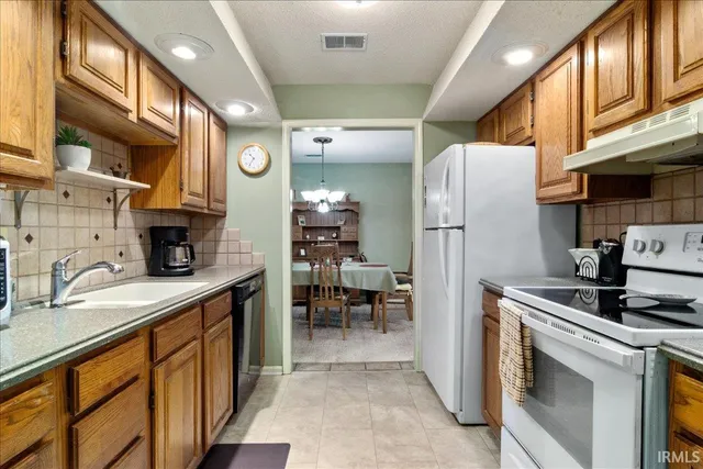 $169,000 | 6742 Newburgh Road, Evansville, IN 47715