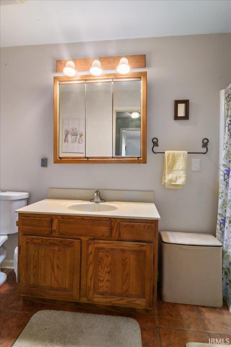 6742 Newburgh Road Evansville, IN 47715 - Photo 23 of 35