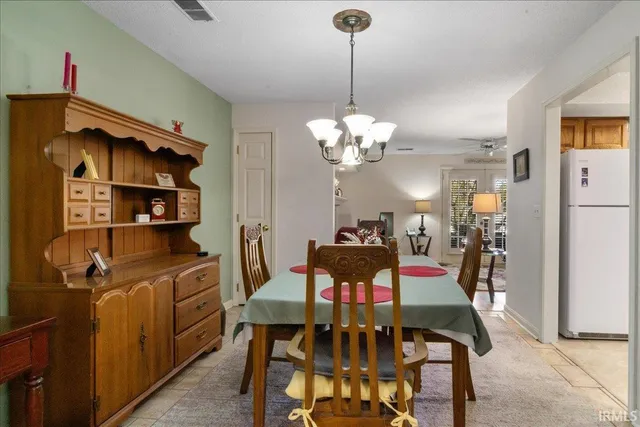 $169,000 | 6742 Newburgh Road, Evansville, IN 47715