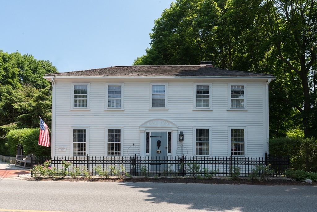 11 Jerusalem Road Cohasset, MA 02025 - Photo 1 of 30 Gallery Image 1