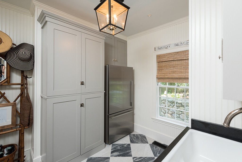 11 Jerusalem Road Cohasset, MA 02025 - Photo 10 of 30 Gallery Image 10