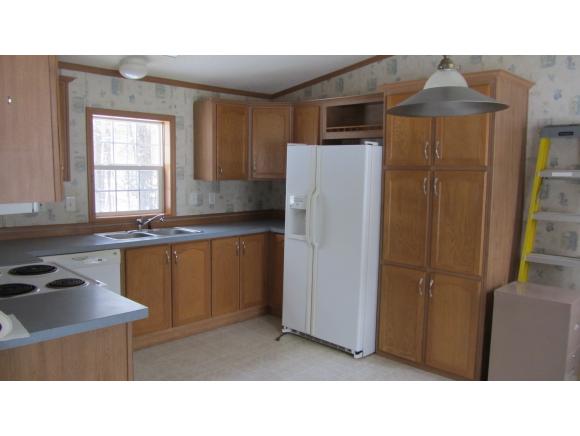 132 Blake Hill Road Conway, NH 03813 - Photo 4 of 12 Gallery Image 4