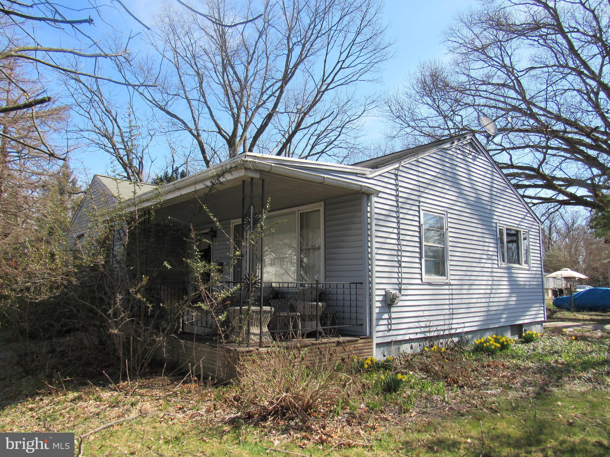 721 Laurel Road Lindenwold, NJ 08021 - Photo 1 of 11