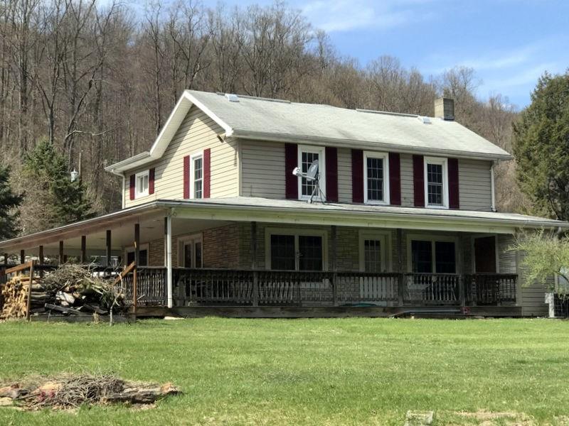 19 East Maple Street Rimersburg, PA 16248 - Photo 2 of 22 Gallery Image 2