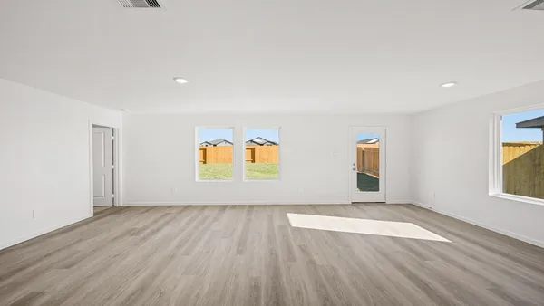 $249,990 | 2205 Westward Pointe Drive, Sealy, TX 77474