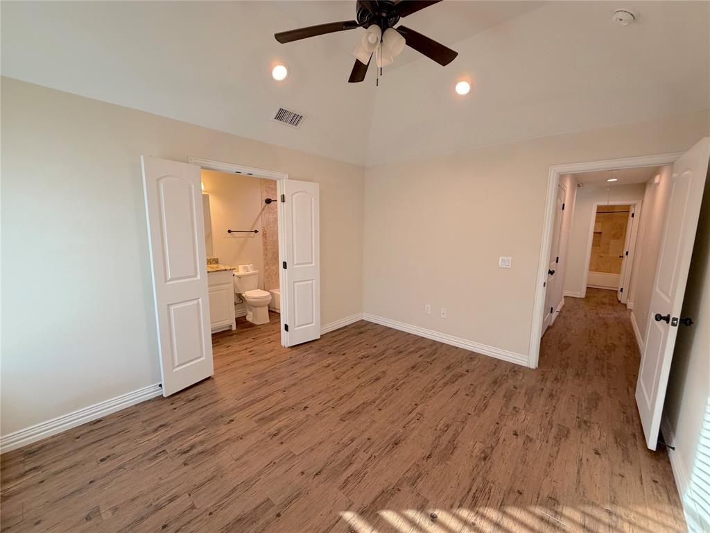 1108 West Day Street Denison, TX 75020 - Photo 11 of 24