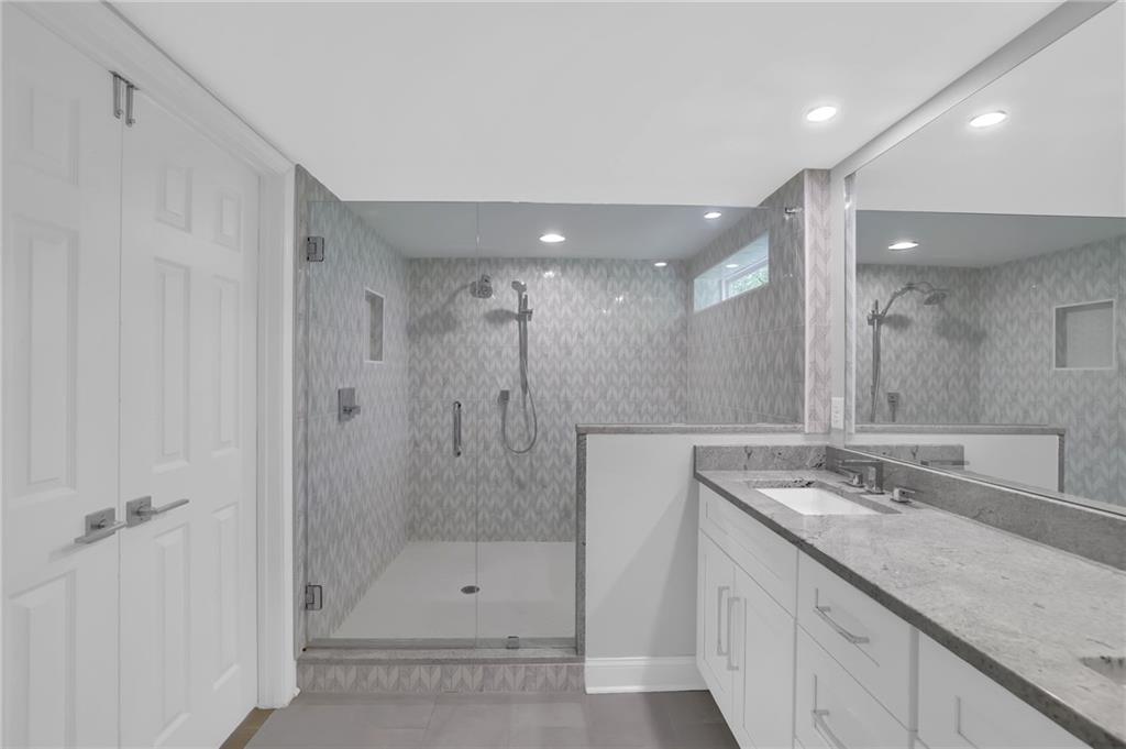 130 Randomwood Way Alpharetta, GA 30022 - Photo 23 of 46