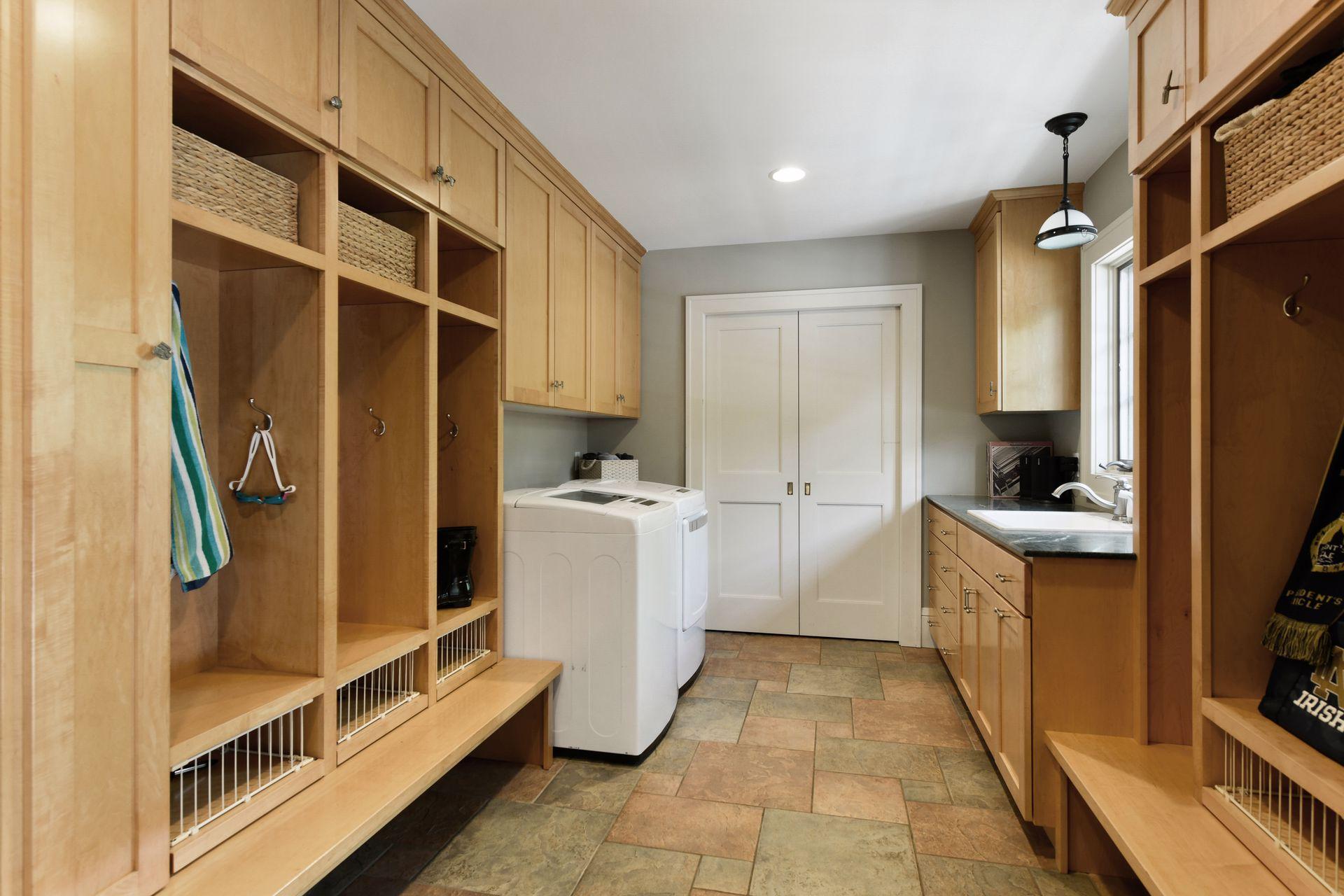 5201 Blake Road South Edina, MN 55436 - Photo 33 of 82 Gallery Image 33