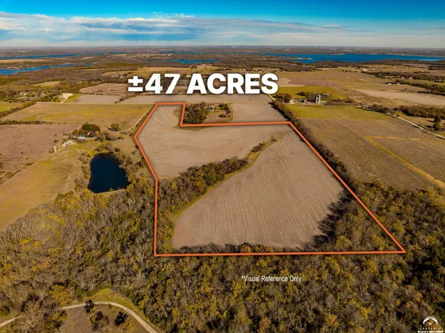 $423,000 | 627 North 900 Road, Lawrence, KS 66047