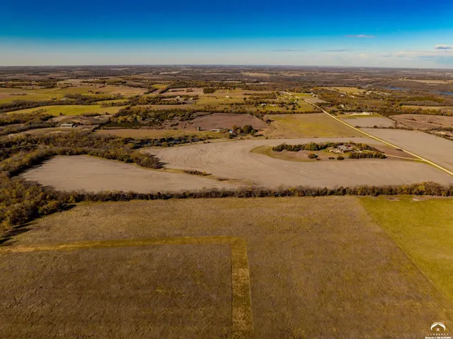 $423,000 | 627 North 900 Road, Lawrence, KS 66047