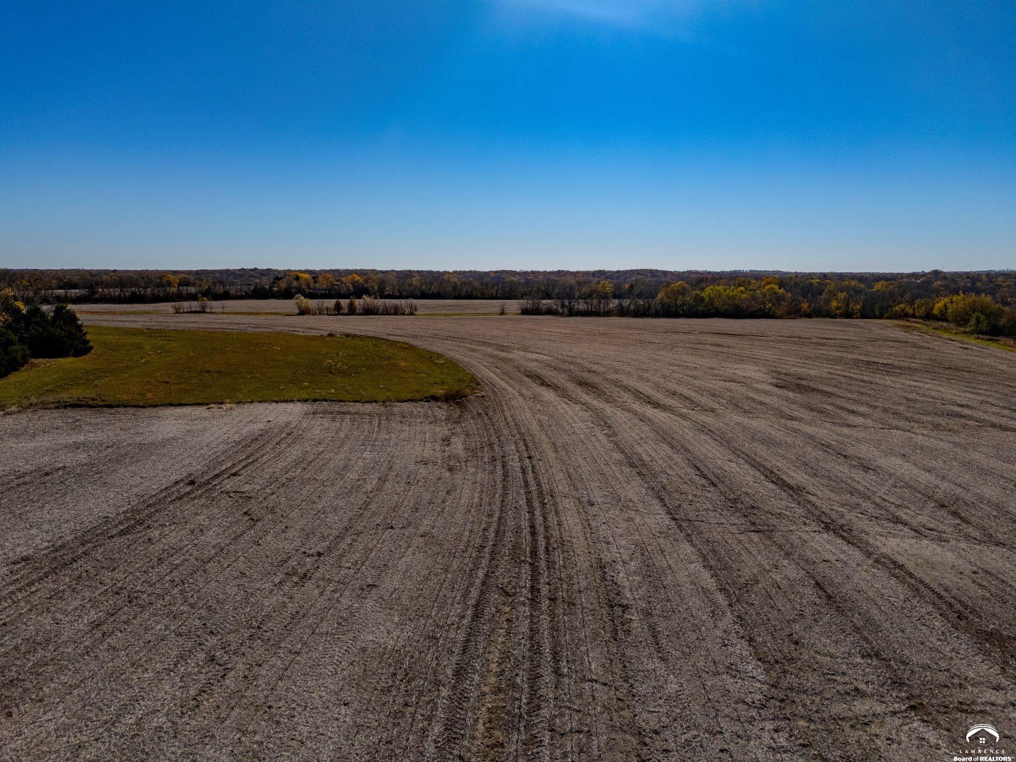 627 North 900 Road Lawrence, KS 66047 - Photo 20 of 36
