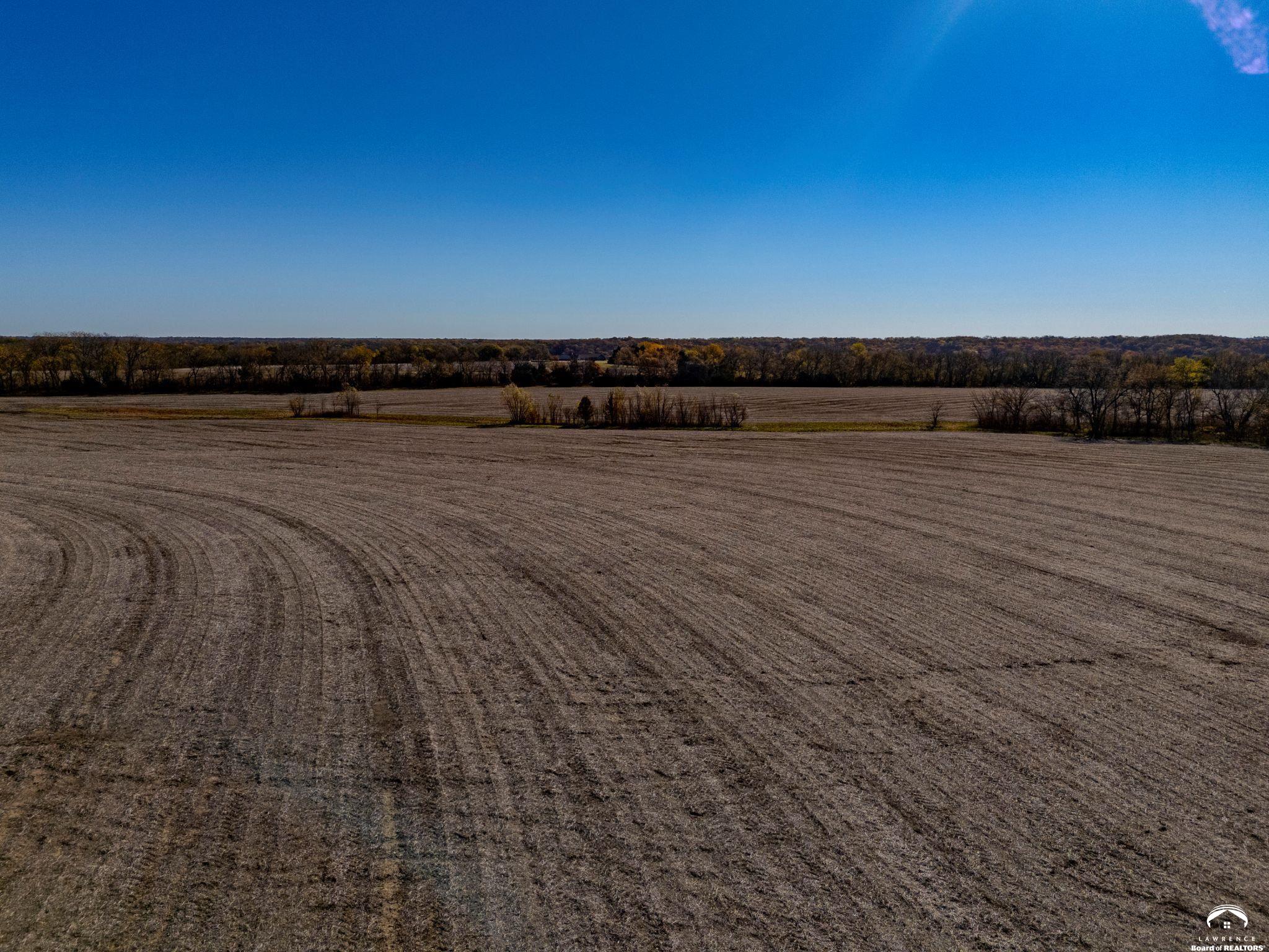 627 North 900 Road Lawrence, KS 66047 - Photo 21 of 36