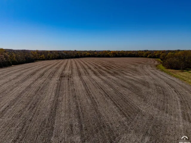 $423,000 | 627 North 900 Road, Lawrence, KS 66047