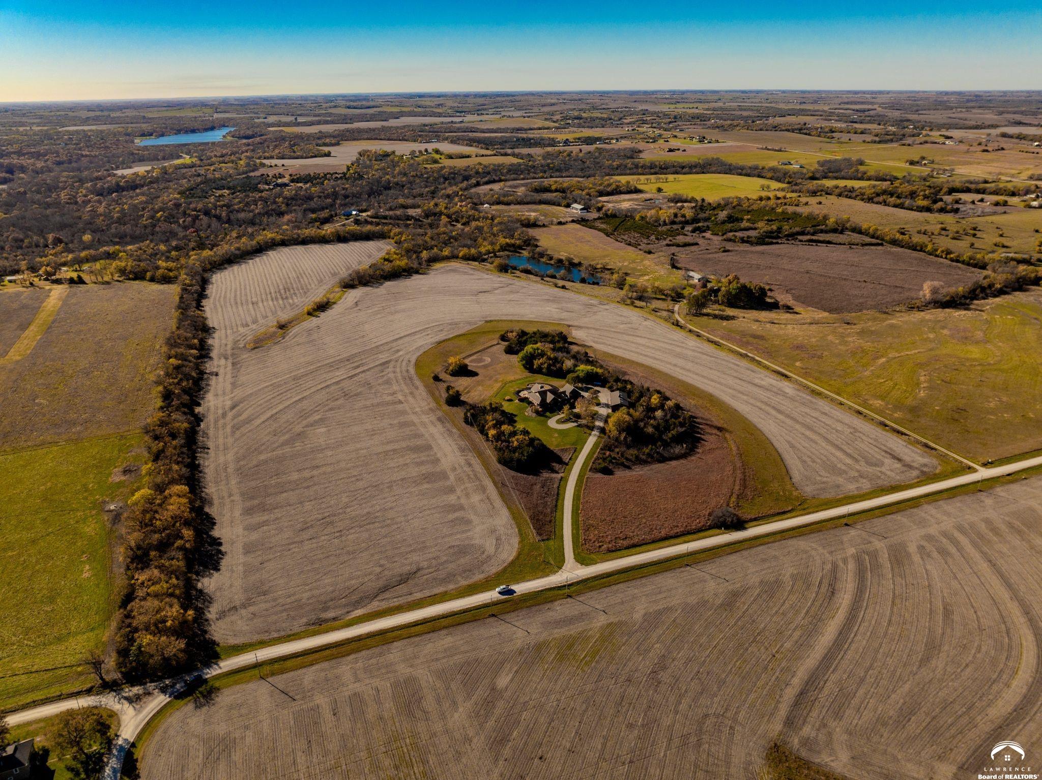 627 North 900 Road Lawrence, KS 66047 - Photo 3 of 36