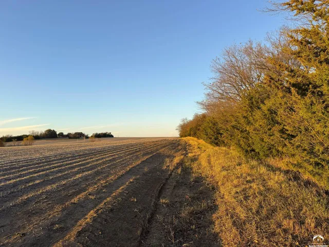 $423,000 | 627 North 900 Road, Lawrence, KS 66047