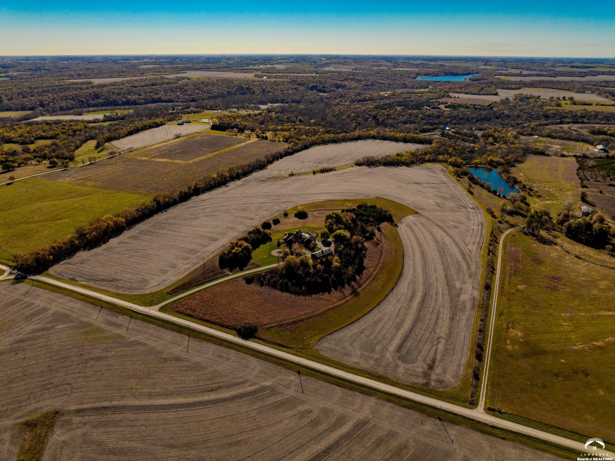 627 North 900 Road Lawrence, KS 66047 - Photo 5 of 36
