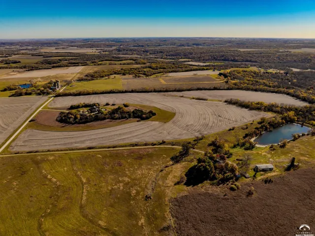 $423,000 | 627 North 900 Road, Lawrence, KS 66047