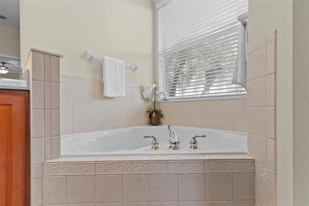 8135 Indigo Ridge Terrace Bradenton, FL 34201 - Photo 31 of 83
