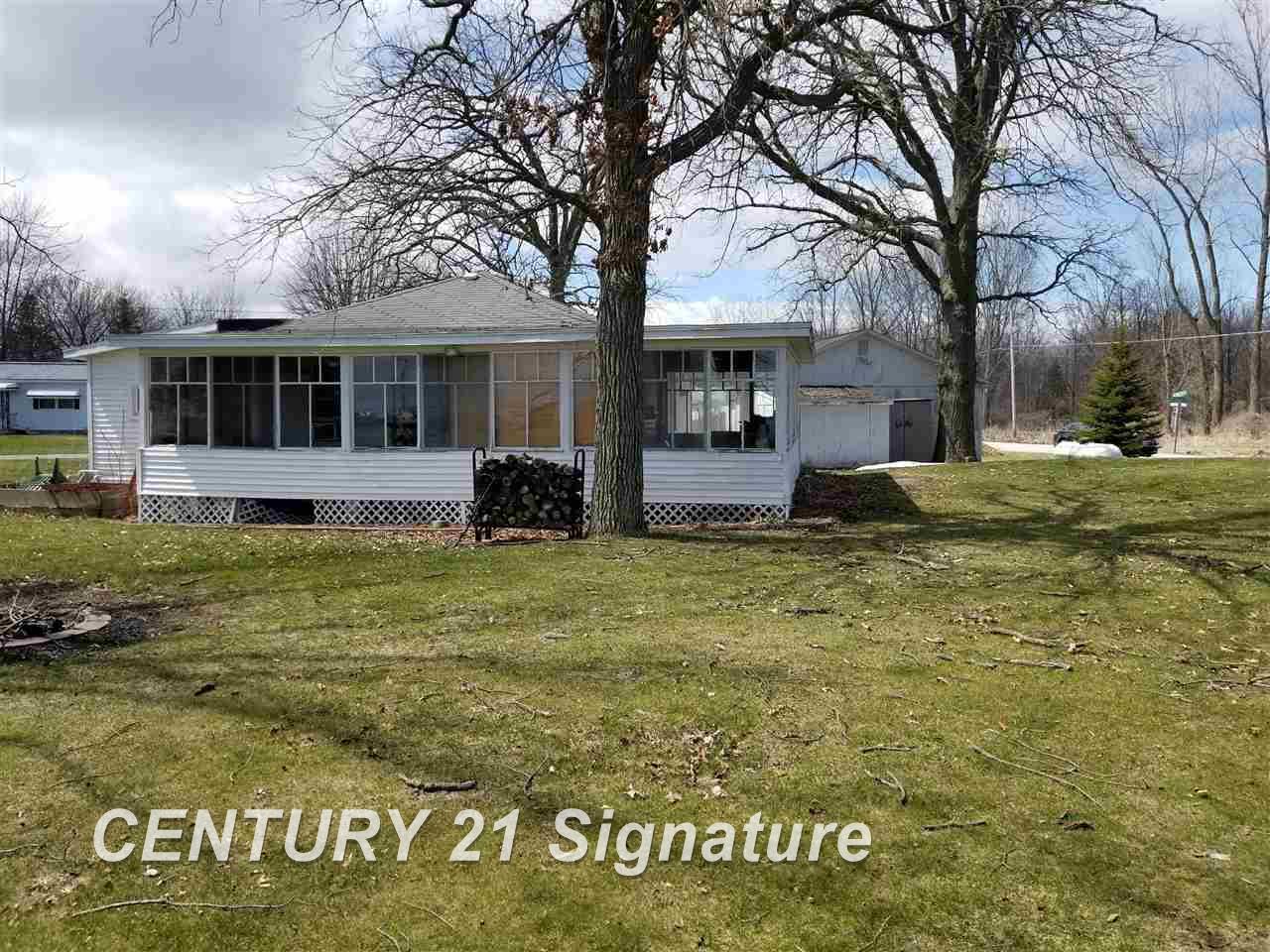 3066 East Newberg Road Pinconning, MI 48650 - Photo 10 of 16