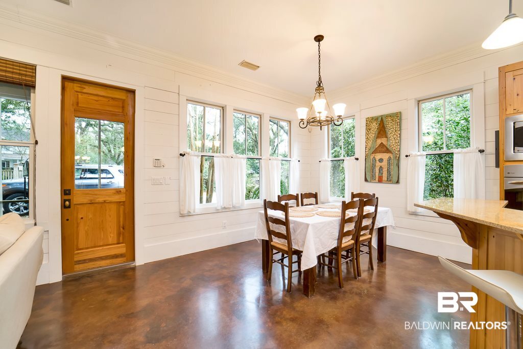 14101 Oak Street Magnolia Springs, AL 36555 - Photo 12 of 31 Breakfast area