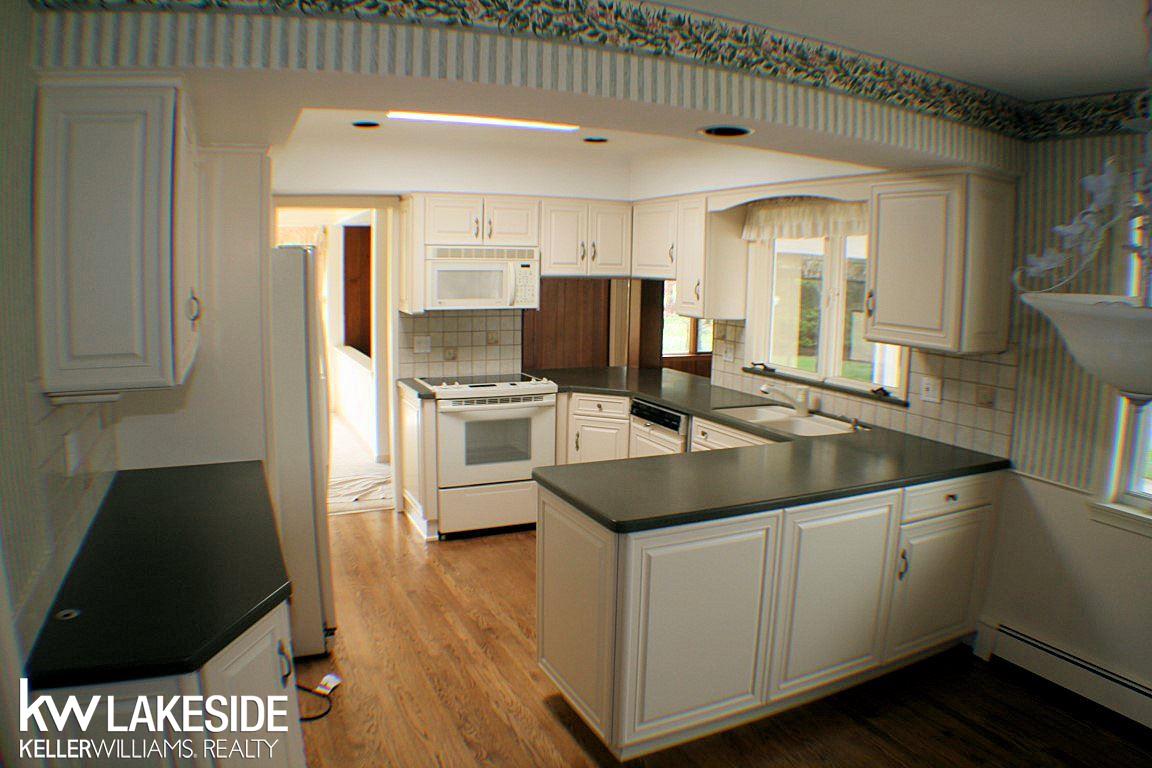 6106 Deguise Court Rochester Hills, MI 48306 - Photo 10 of 54