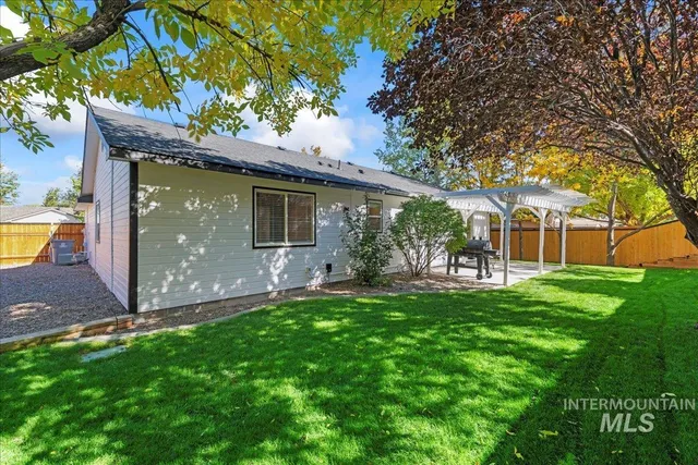 $364,900 | 545 Sawtooth Street, Mountain Home, ID 83647