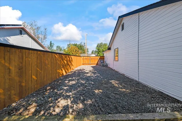 $364,900 | 545 Sawtooth Street, Mountain Home, ID 83647