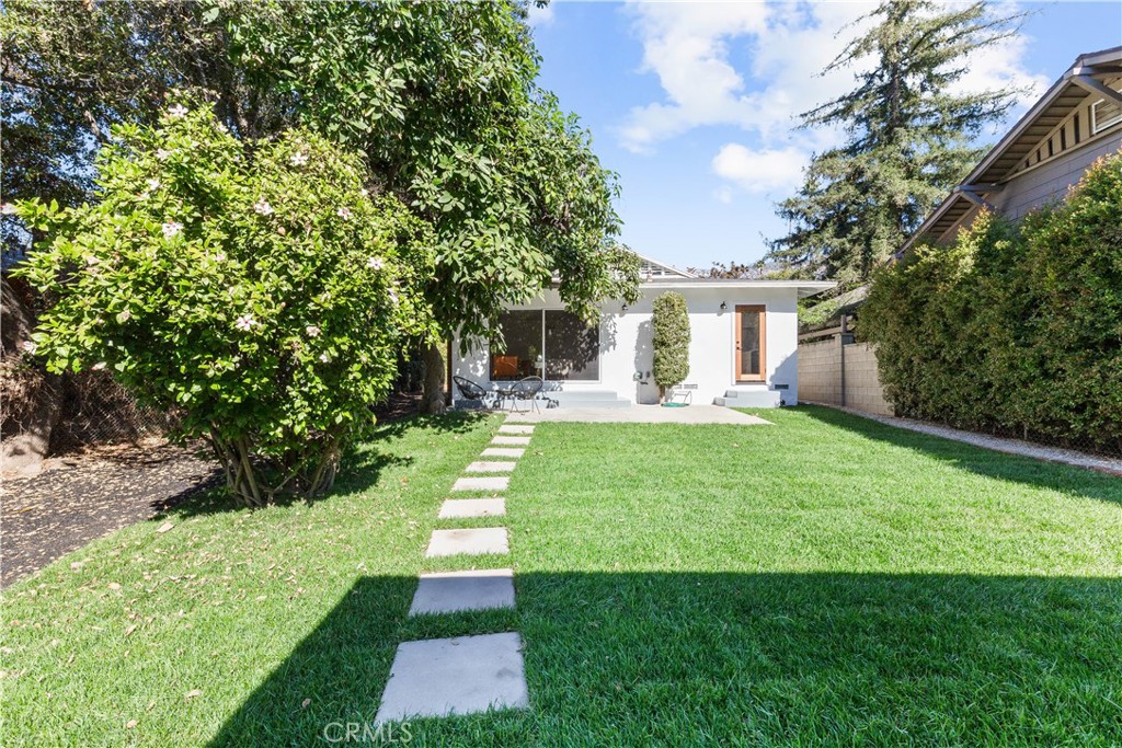 950 Morada Place Altadena, CA 91001 - Photo 25 of 30 a view of house with backyard