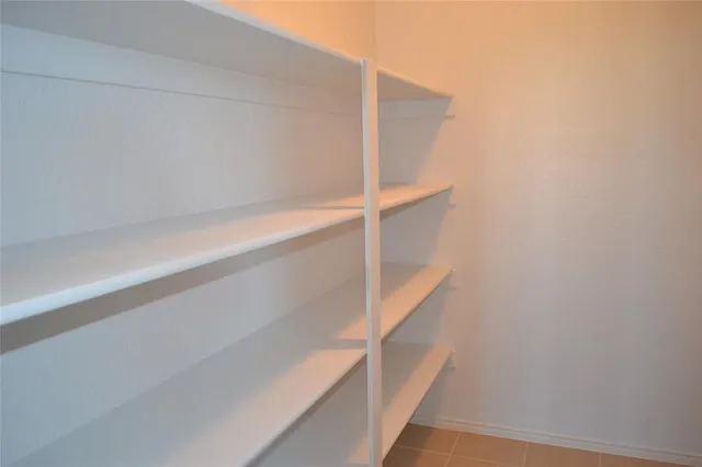 $1,650 | 921 Swan Ridge Drive, Sherman, TX 75092