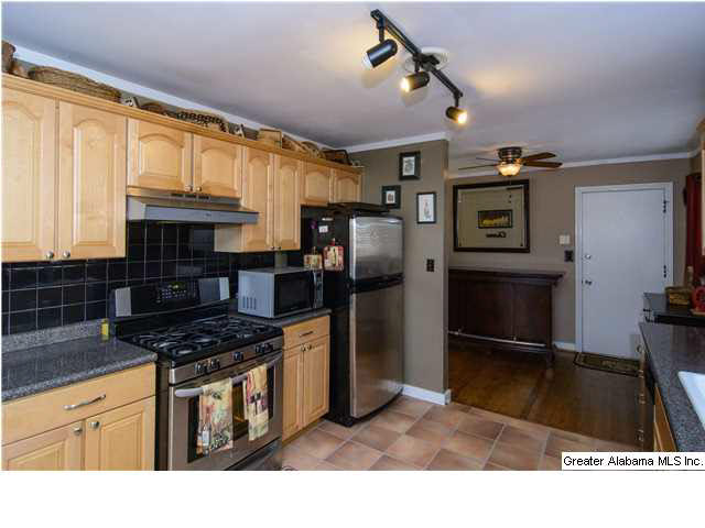 1158 Montclair Road Birmingham, AL 35213 - Photo 11 of 32