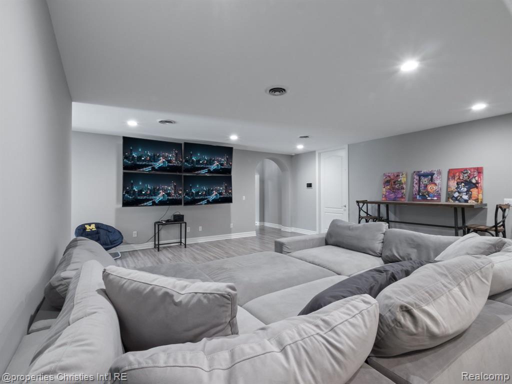 920 Southdown Road Bloomfield Hills, MI 48304 - Photo 56 of 64 Gallery Image 56