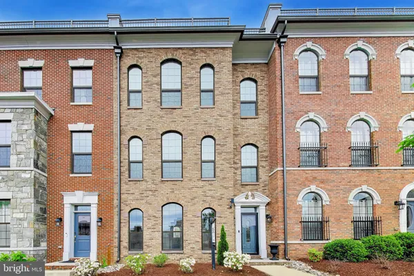 $965,000 | 517 Windboard Way, Oxon Hill, MD 20745