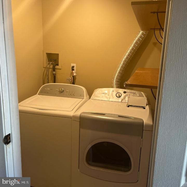 8995 Springview Road Philadelphia, PA 19115 - Photo 31 of 33