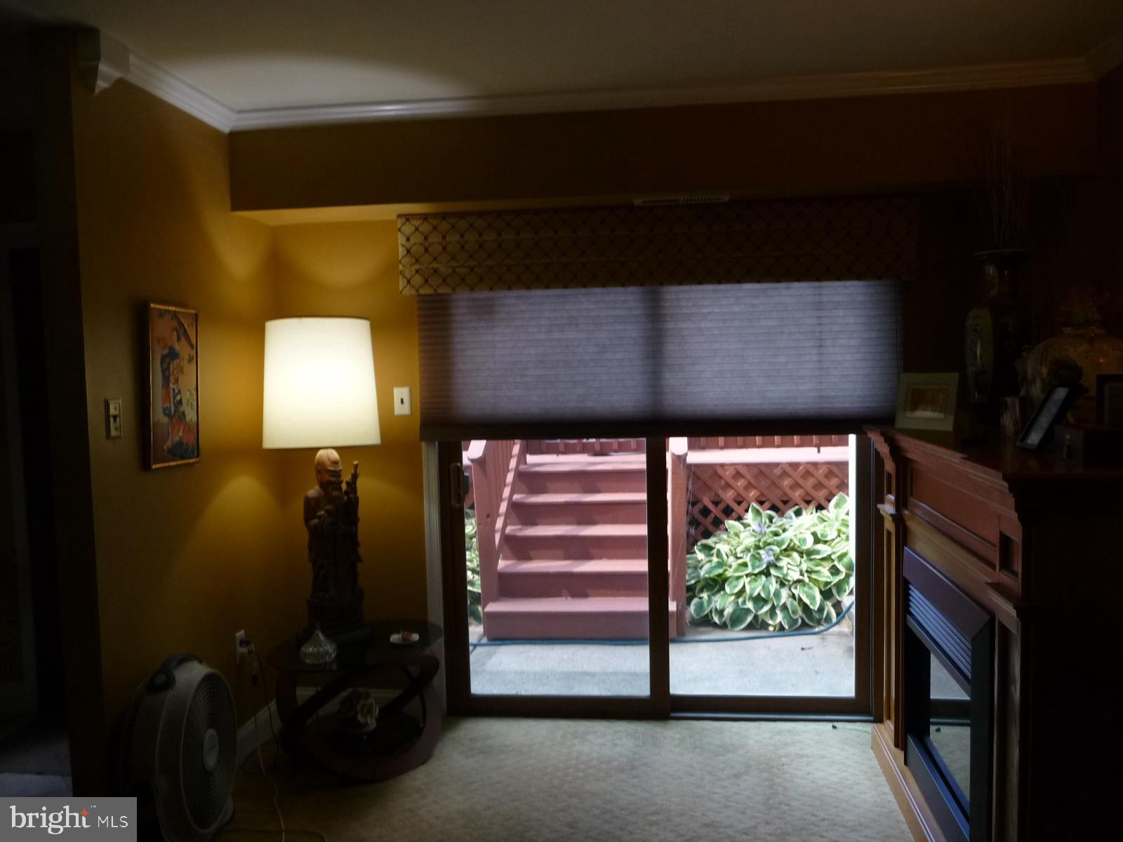 8995 Springview Road Philadelphia, PA 19115 - Photo 7 of 33
