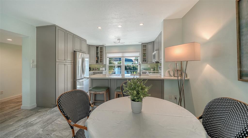 4440 Exeter Drive, Unit 301 Longboat Key, FL 34228 - Photo 5 of 72
