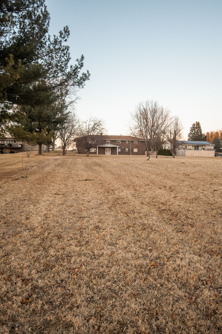 593 Penrose Road Dixon, IL 61021 - Photo 8 of 56