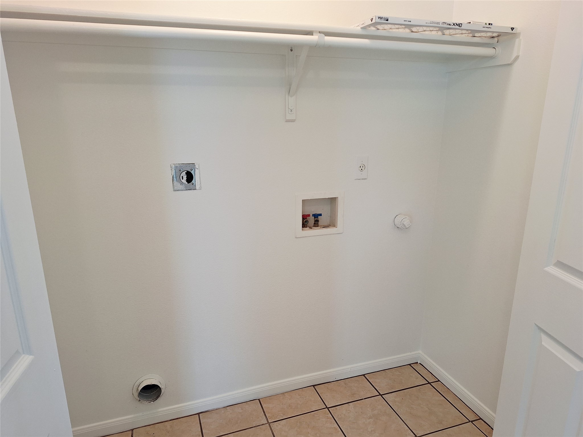 1408 Perez Street, Unit A Austin, TX 78721 - Photo 12 of 12 a view of a small space