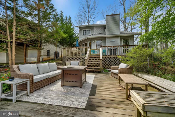 $775,000 | 2005 Lakeview Parkway, Locust Grove, VA 22508