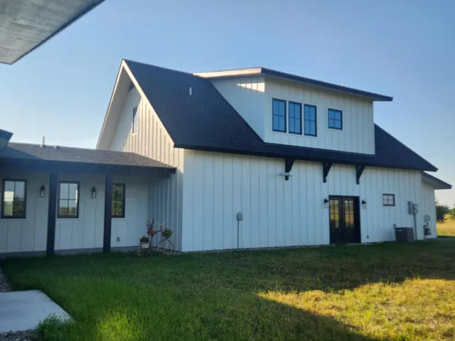 $1,777,777 | 8800 Grace Lane North, Greenfield, MN 55357