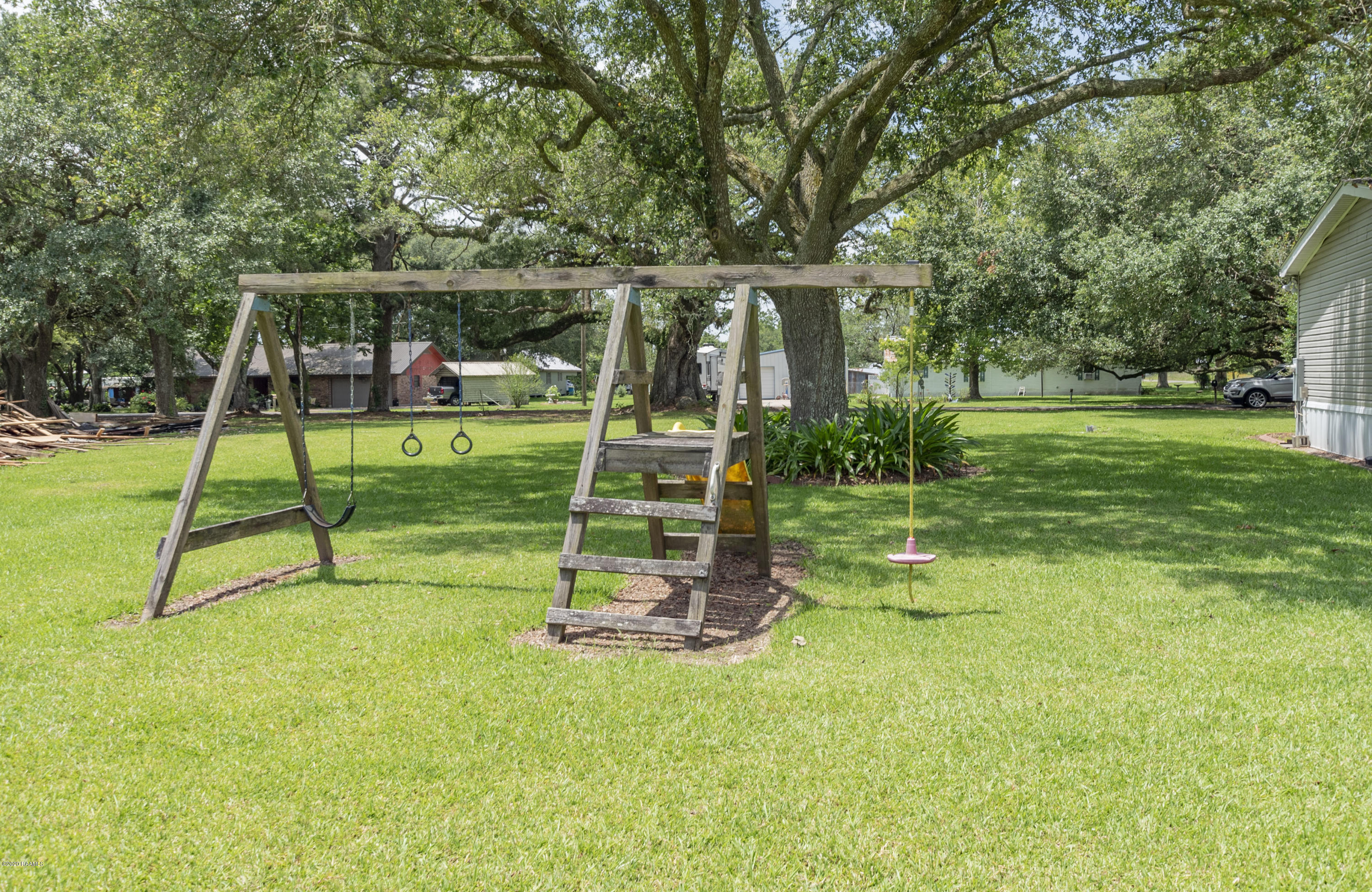 1137 Cormier Road Breaux Bridge, LA 70517 - Photo 25 of 28 Gallery Image 25