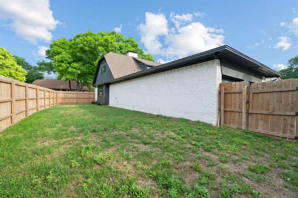 9342 Springwater Drive Dallas, TX 75228 - Photo 36 of 40