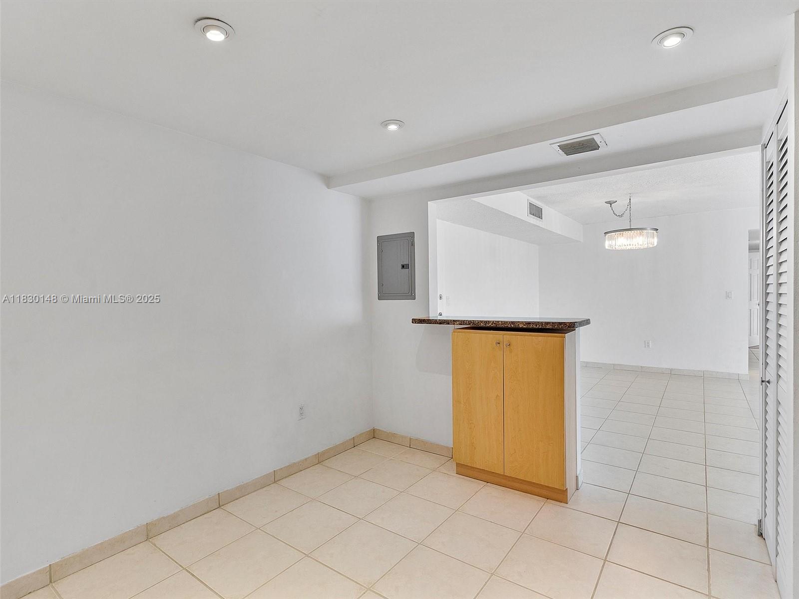 210 174th Street, Unit 2005 Sunny Isles Beach, FL 33160 - Photo 17 of 38